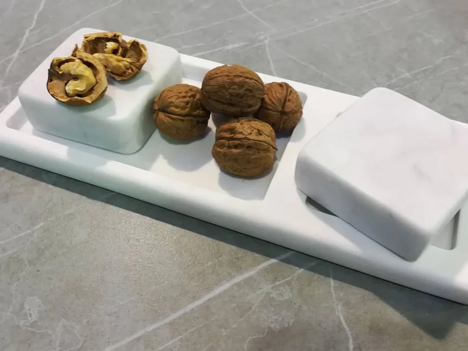 schiaccianoci marmo bianco carrara accessori nuova marmo arredo